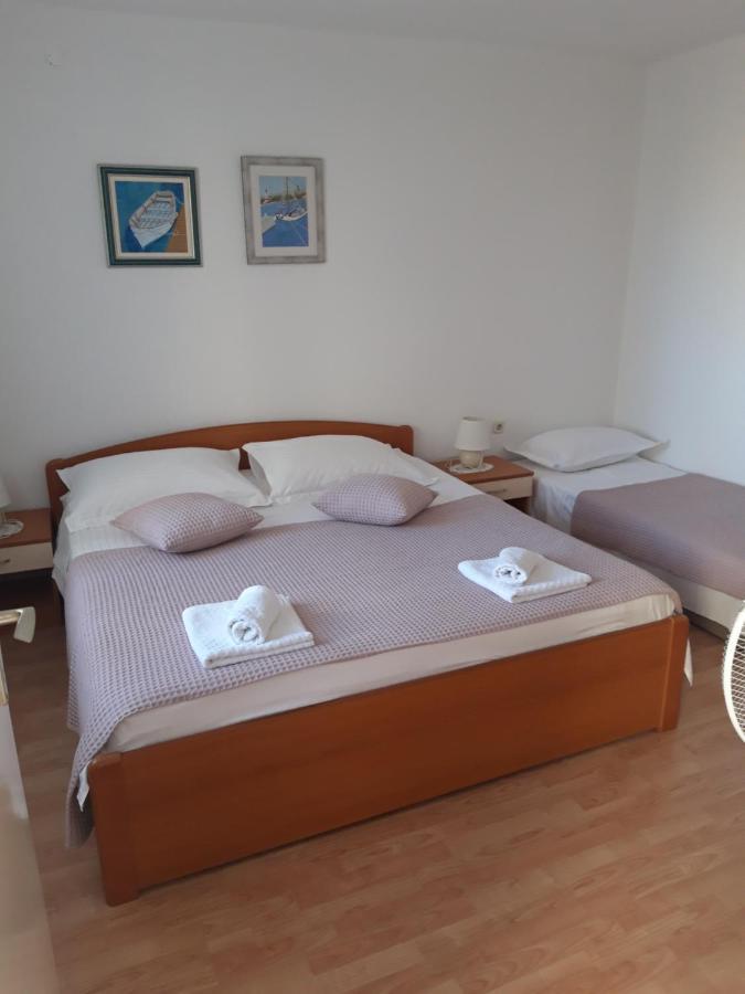 Apartments Smiljana Mucic Makarska Ngoại thất bức ảnh