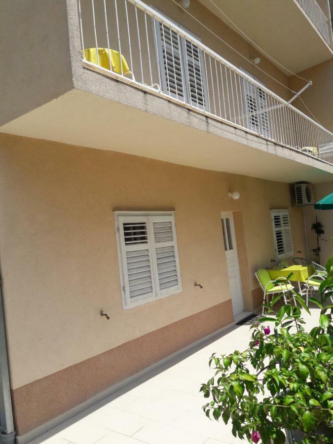 Apartments Smiljana Mucic Makarska Ngoại thất bức ảnh